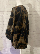 Load image into Gallery viewer, Halloween sweatshirt