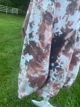 Load image into Gallery viewer, Cow print sweatshirt