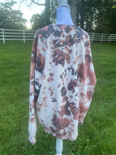 Load image into Gallery viewer, Cow print sweatshirt